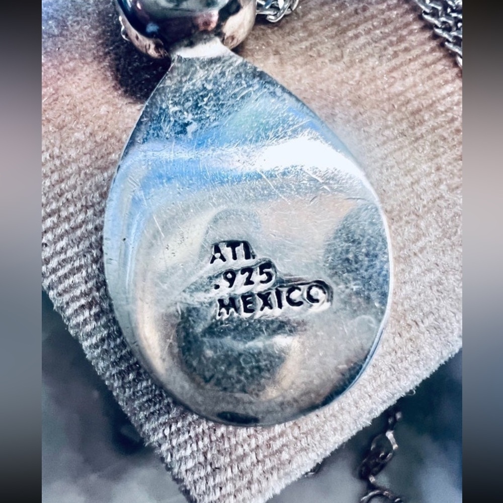 Vintage Handmade Turquoise Pendant Solid Heavy 925 Sterling Silver Mexico .925 - Picture 11 of 15